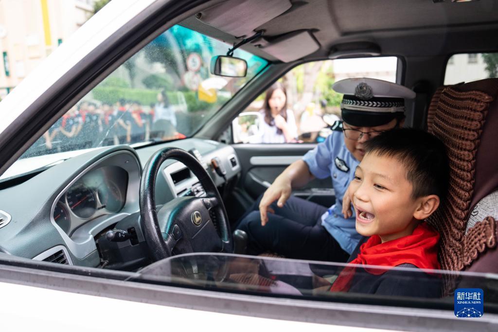 诈金花游戏下载